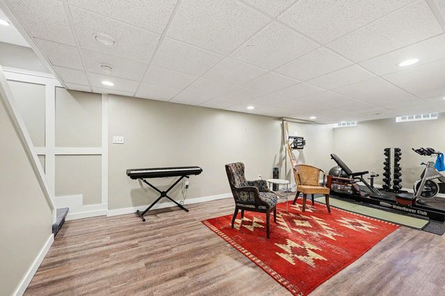 3132 Daleview Drive, Ann Arbor, MI 48105