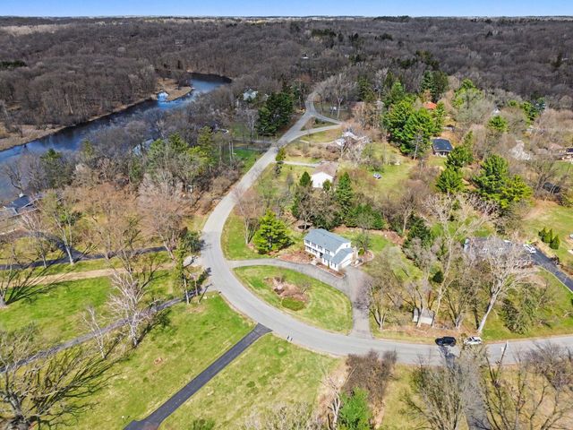 3132 Daleview Drive, Ann Arbor, MI 48105