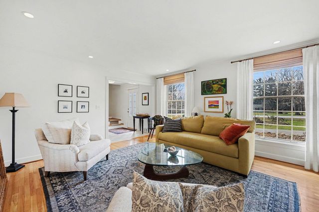 3132 Daleview Drive, Ann Arbor, MI 48105