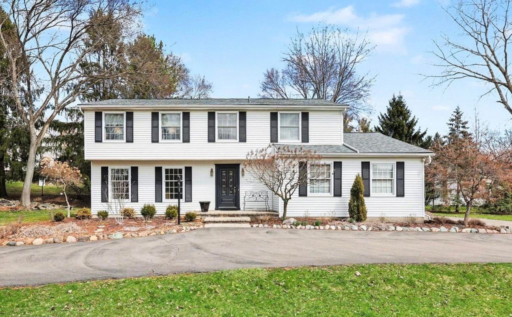 3132 Daleview Drive, Ann Arbor, MI 48105