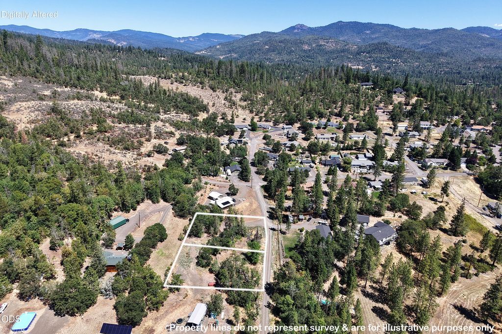 555 Hudspeth Lane, Shady Cove, OR 97539