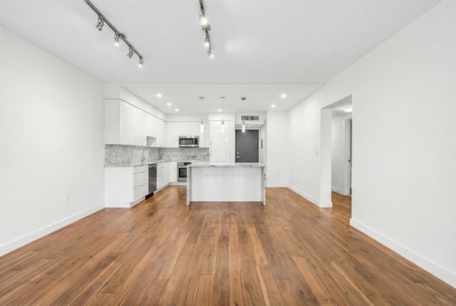 200 E Royal Palm Road 4040, Boca Raton, FL 33432