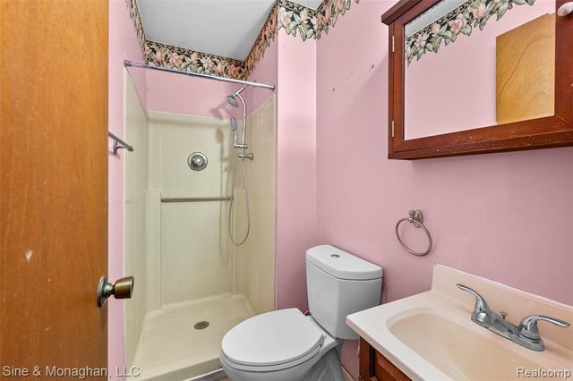 550 Hillcliff Drive, Waterford, MI 48328