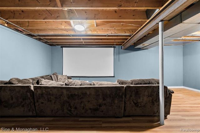 550 Hillcliff Drive, Waterford, MI 48328