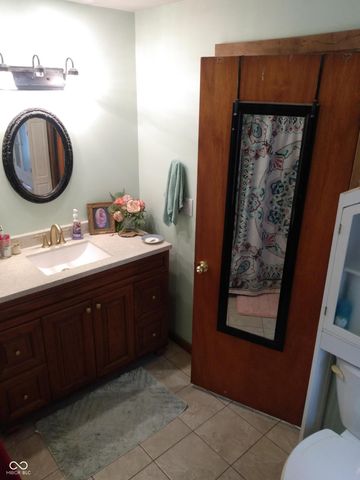 307 N Pike Street, Kempton, IN 46049