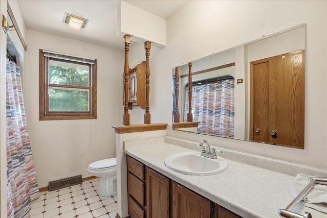 475 S Buckingham Boulevard, Whitewater, WI 53190