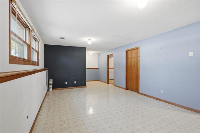 475 S Buckingham Boulevard, Whitewater, WI 53190