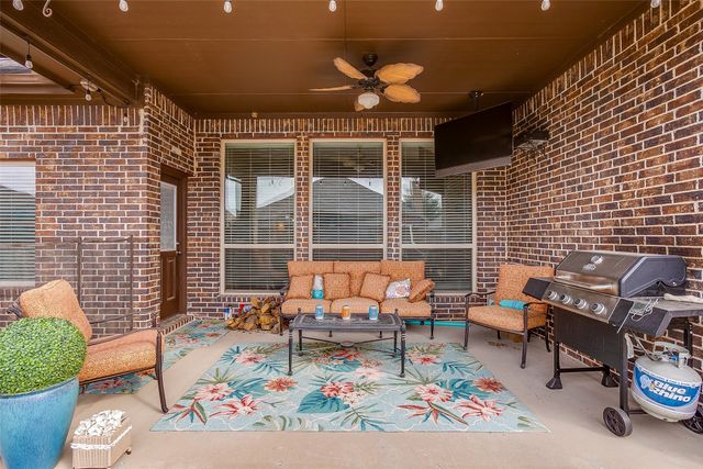 5325 Rye Drive, Fort Worth, TX 76179