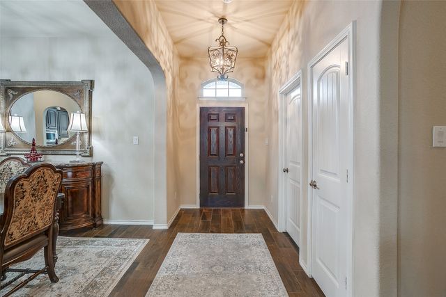 5325 Rye Drive, Fort Worth, TX 76179