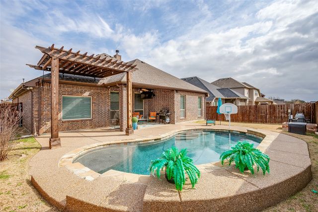 5325 Rye Drive, Fort Worth, TX 76179