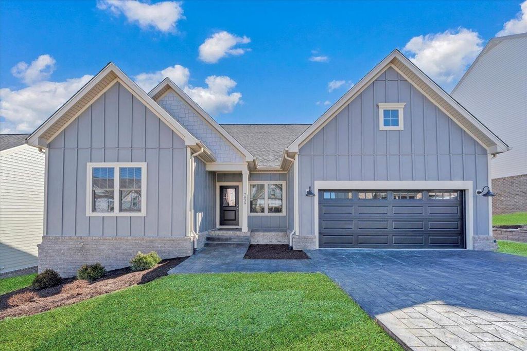 7039 Parkway View TRL, Roanoke, VA 24018