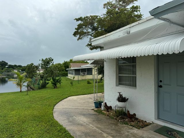 9602 NW 72nd St, Tamarac, FL 33321