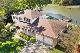 526 Elizabeth Lake DR, Hampton, VA 23669