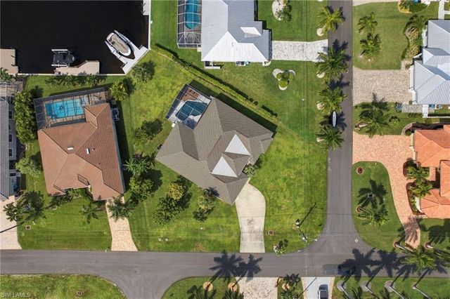5232 SW 16th PL, Cape Coral, FL 33914