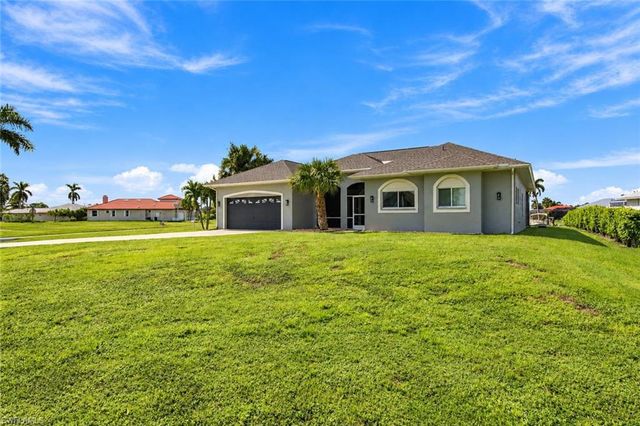 5232 SW 16th PL, Cape Coral, FL 33914