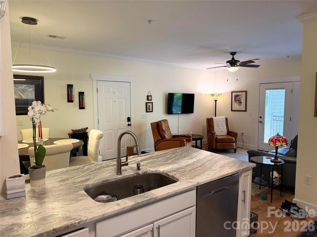 435 Appeldoorn Circle, Asheville, NC 28803