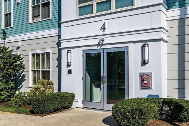 4 Repton Cir 4205, Watertown, MA 02472