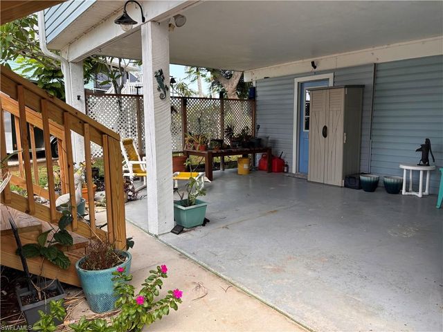 14281 Pacosin CT, Bokeelia, FL 33922