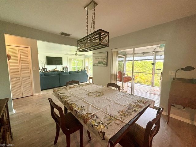 14281 Pacosin CT, Bokeelia, FL 33922