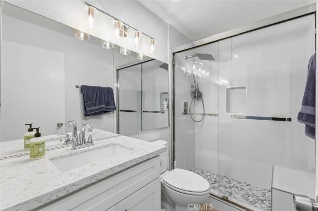 701 S Hayward 18, Anaheim, CA 92804