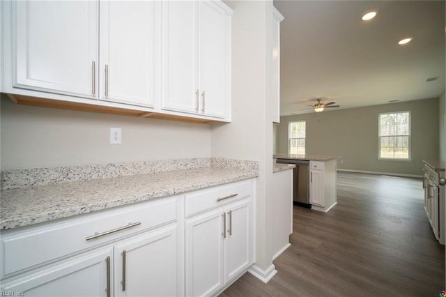 MM Sycamore, Chesapeake, VA 23321