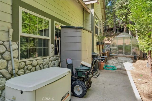 330 Burnt Mill Road, Lake Arrowhead, CA 92352