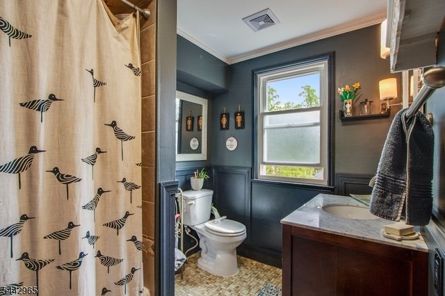 110 Lyons Pl, Springfield Twp., NJ 07081