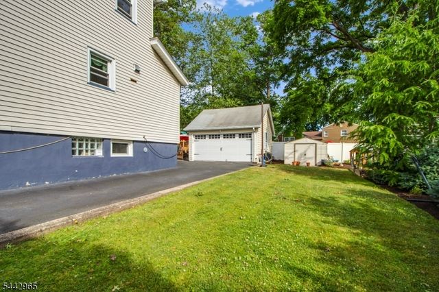 110 Lyons Pl, Springfield Twp., NJ 07081