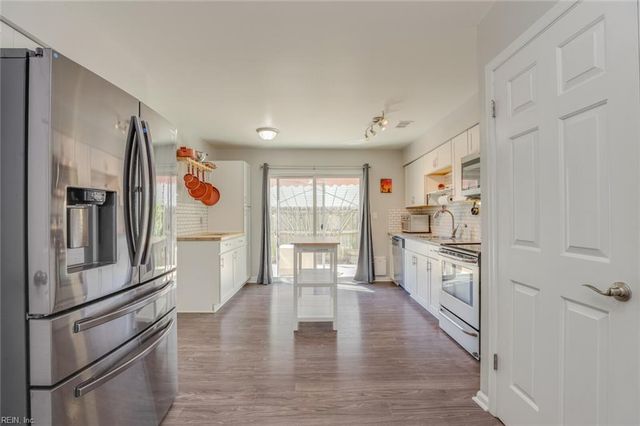 1916 Bunnell CT, Virginia Beach, VA 23464
