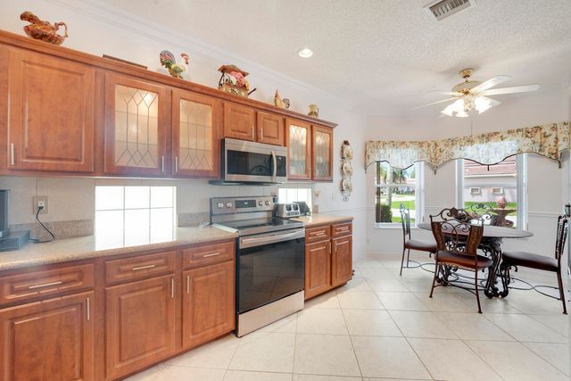 6272 Harbour Club Drive, Lake Worth, FL 33467