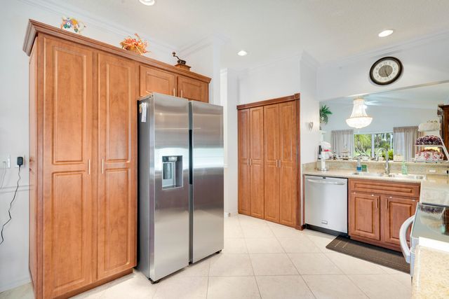 6272 Harbour Club Drive, Lake Worth, FL 33467