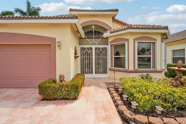 6272 Harbour Club Drive, Lake Worth, FL 33467