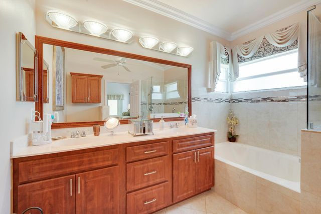 6272 Harbour Club Drive, Lake Worth, FL 33467