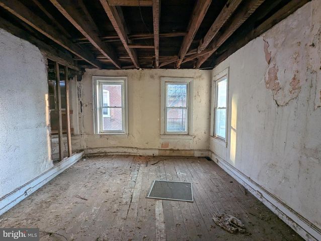 1009 DEKALB ST, Norristown, PA 19401