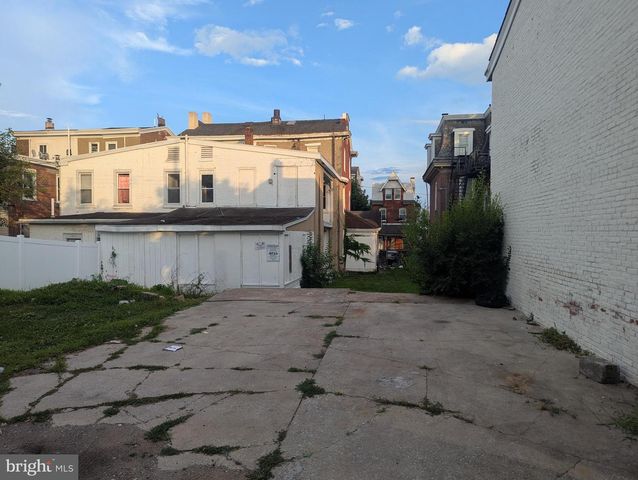 1009 DEKALB ST, Norristown, PA 19401