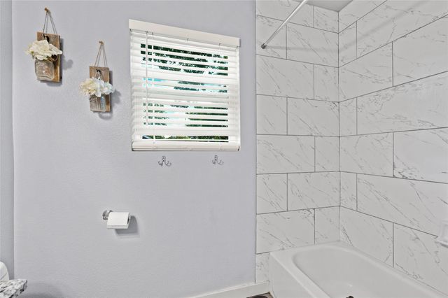 1531 W Main Street, Denison, TX 75020