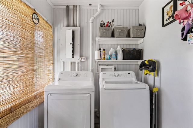 1531 W Main Street, Denison, TX 75020