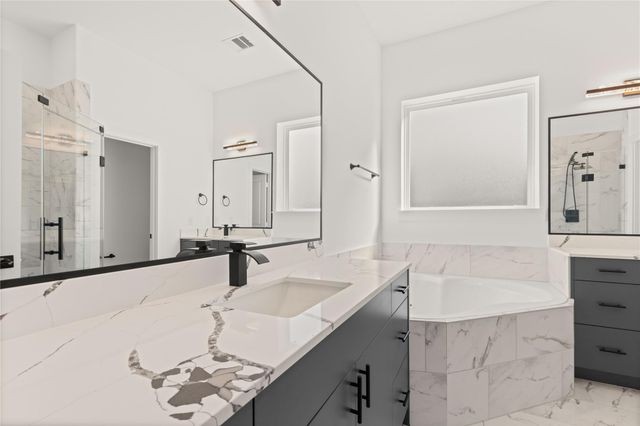 2707 Dennis Street, Houston, TX 77004