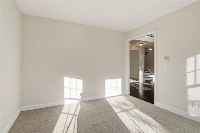 1028 River Forest Point, Lawrenceville, GA 30045