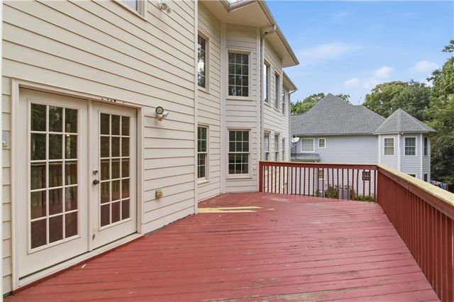 1028 River Forest Point, Lawrenceville, GA 30045