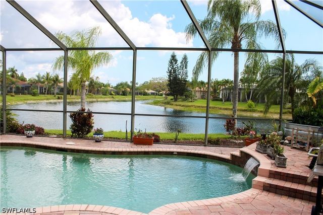 4388 Pomarine CT, Naples, FL 34119