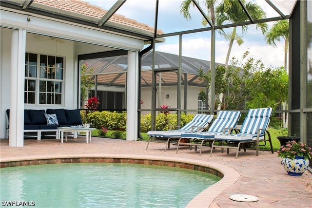 4388 Pomarine CT, Naples, FL 34119