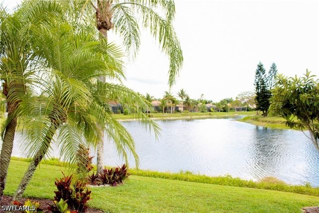 4388 Pomarine CT, Naples, FL 34119