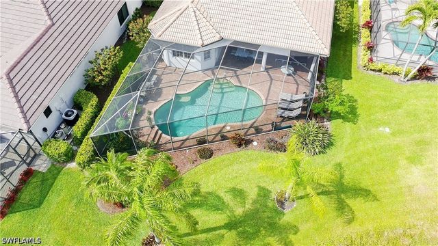 4388 Pomarine CT, Naples, FL 34119