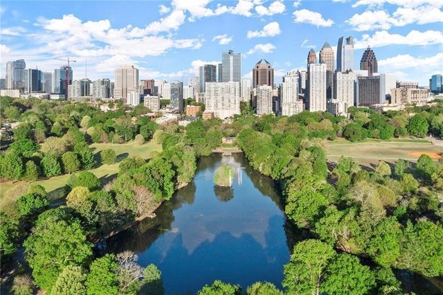 395 Central Park Place NE 210, Atlanta, GA 30312