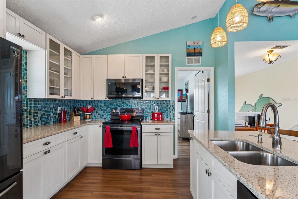 Image 17 of property listing at 3294 MINNOW CREEK DRIVE, Hernando Beach, FL 34607