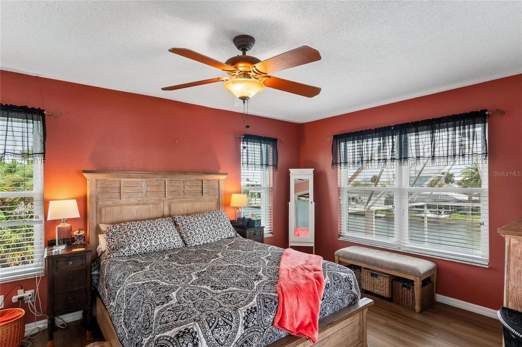 Image 24 of property listing at 3294 MINNOW CREEK DRIVE, Hernando Beach, FL 34607