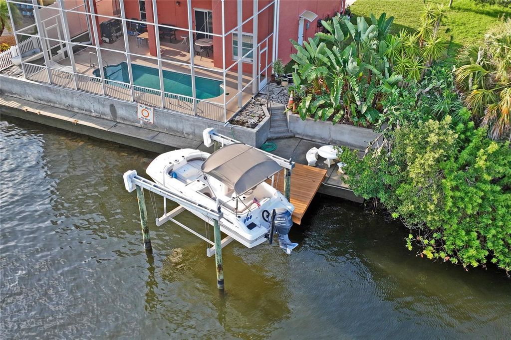 Image 53 of property listing at 3294 MINNOW CREEK DRIVE, Hernando Beach, FL 34607