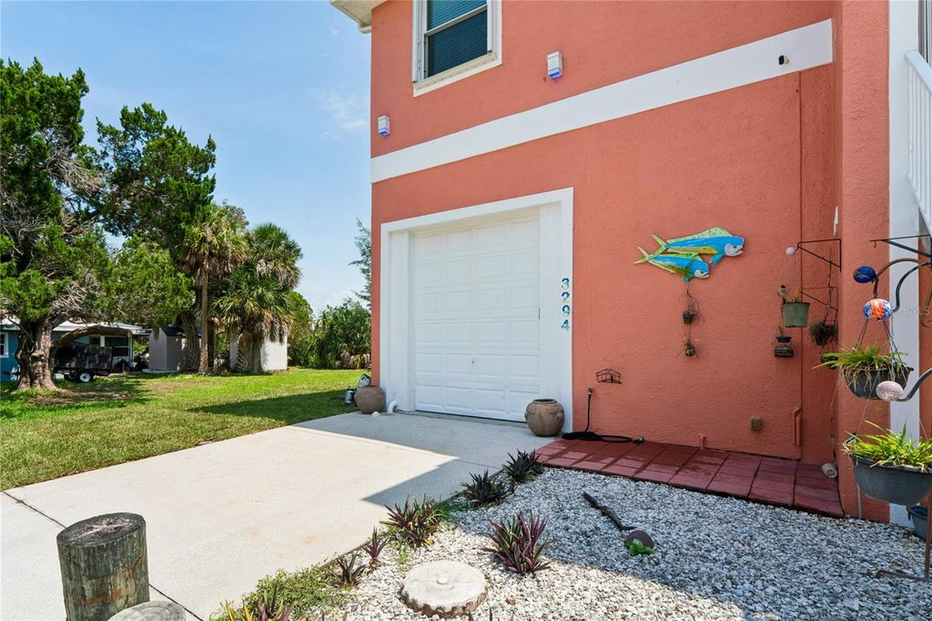Image 55 of property listing at 3294 MINNOW CREEK DRIVE, Hernando Beach, FL 34607