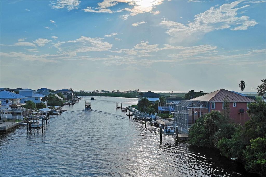 Image 66 of property listing at 3294 MINNOW CREEK DRIVE, Hernando Beach, FL 34607